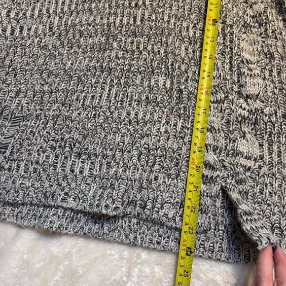 Romeo & Juliet Couture Sweater Large Black and Cream Mock Turtleneck Knit Cozy - Picture 15 of 16